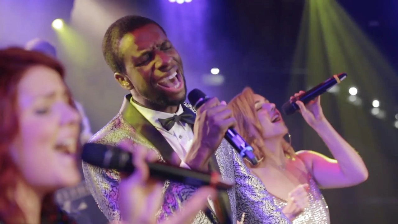Singing-with-Live-Band